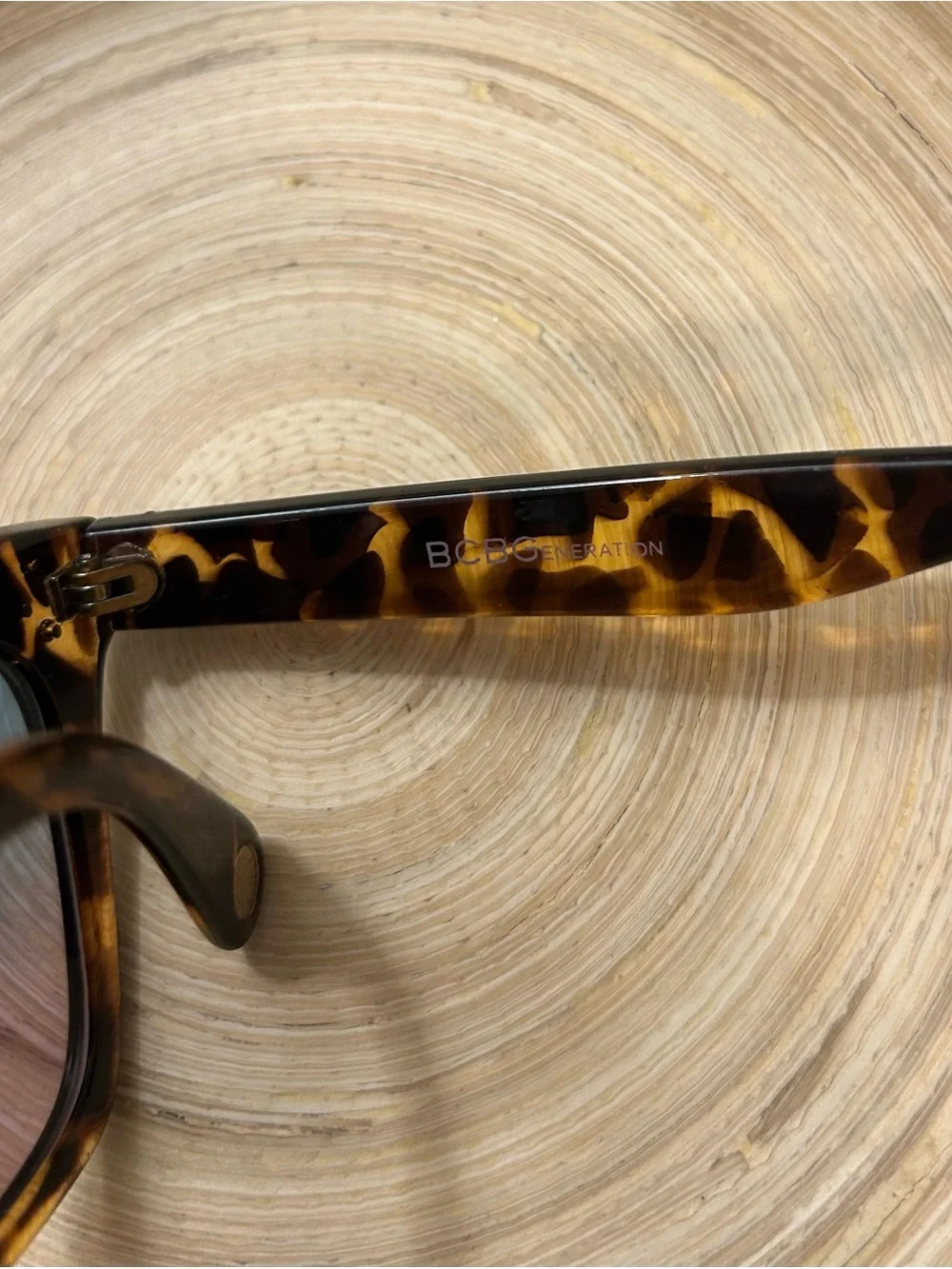 BCBGeneration bold tortoiseshell